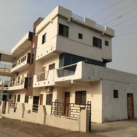 Ferienwohnung Shivam Residency Ellora Exterior foto